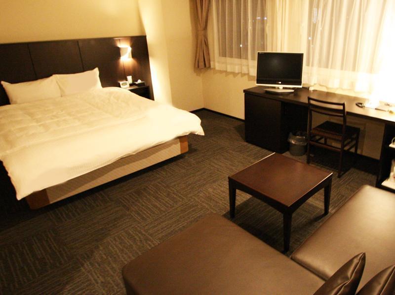 Green Rich Hotel Tosu Ekimae Exterior photo